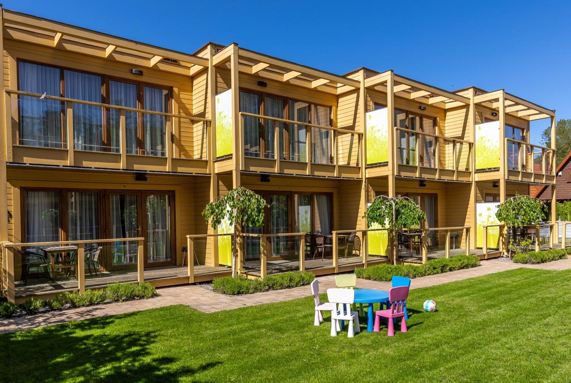 Domki Apartamentowe Bravo Bobolin Exterior foto